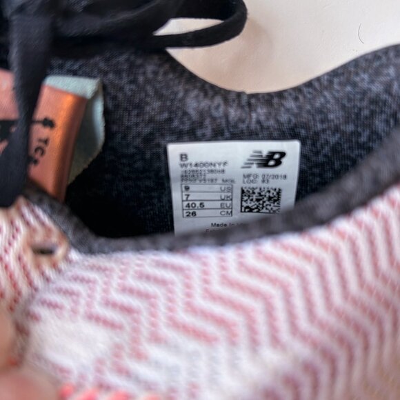 New Balance Women's 1400 V6 Running Shoe - Picture 10 of 10